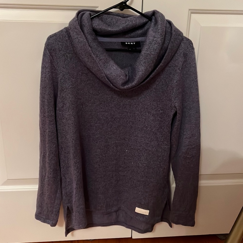 DKNY Sweater Size Small